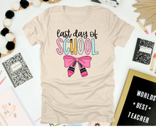 Load image into Gallery viewer, Last Day of School Crayon Bow
