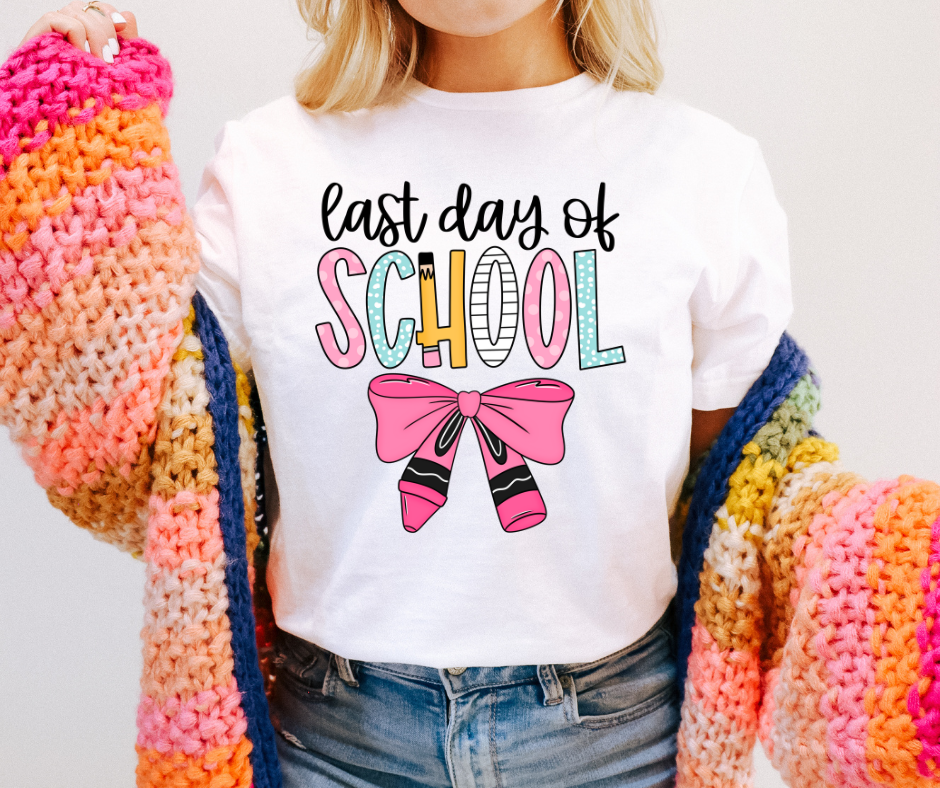 Last Day of School Crayon Bow